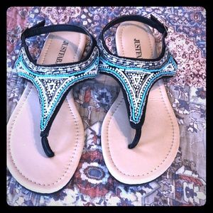 Straps sequined sandals.